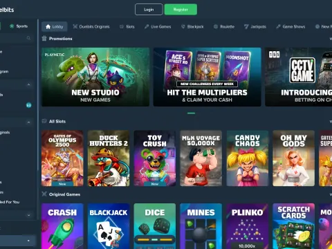 Spillobbyen hos Duelbits Casino på desktop, med kampanjebannere øverst og spillfliser som Gates of Olympus 2500, Duck Hunters 2, Crash og Plinko.