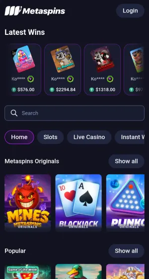 Spillsiden hos Metaspins Casino på mobil, med siste gevinster, søkefelt, kategorifaner og Originals-fliser for Mines, Blackjack og Plinko.